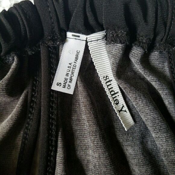 Studio Y Tank Top Black Red Maroon Floral Feminine USA Y2k 90's Women's Size S - Picture 10 of 11